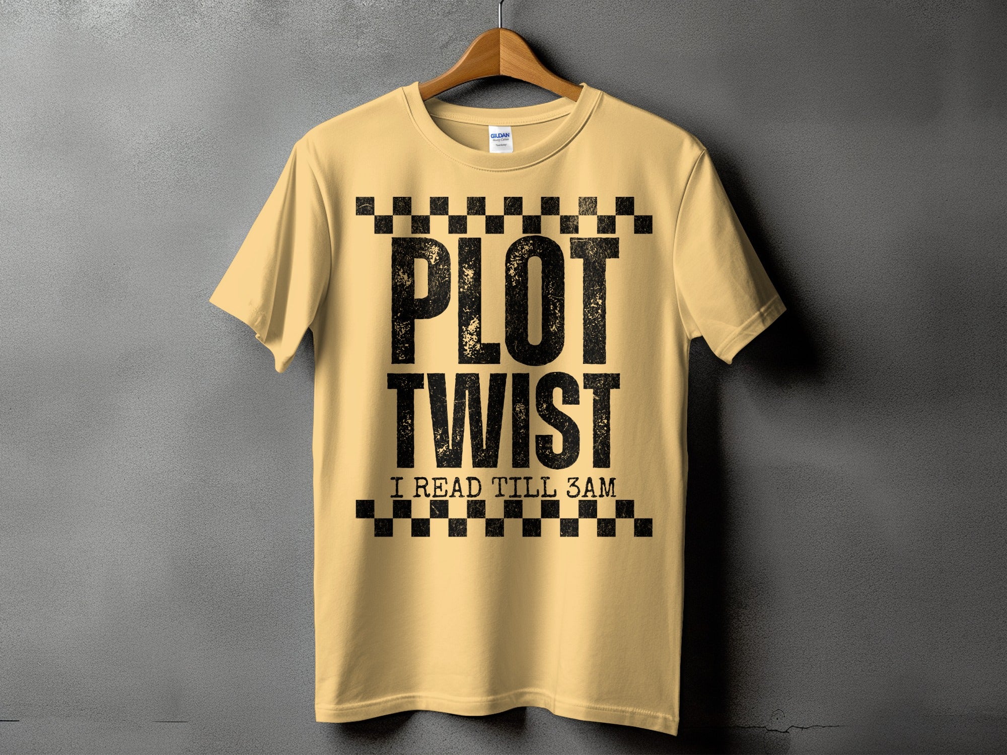 Yellow t-shirt with "PLOT TWIST" and "I READ TILL 3AM" text.